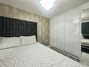 Photo 24- click for photo gallery